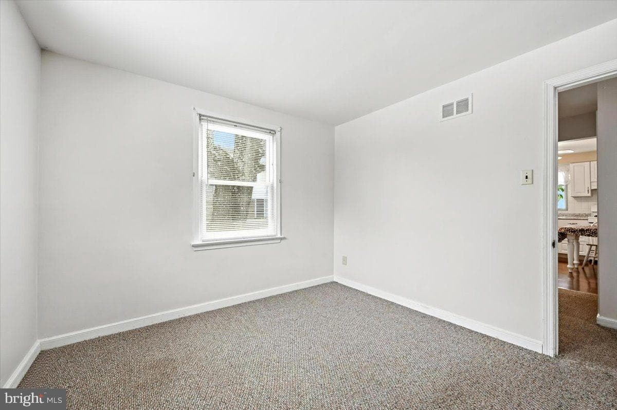 3009 Limekiln Pike photo 17
