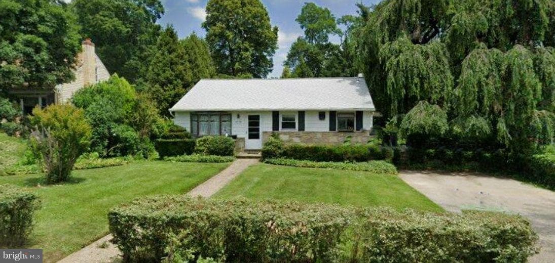 3009 Limekiln Pike photo 2