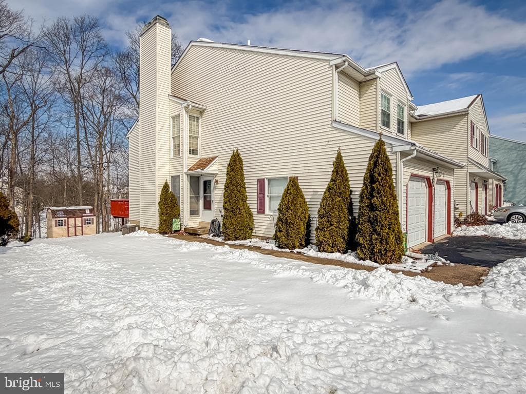 217 Jonathan Drive photo 32