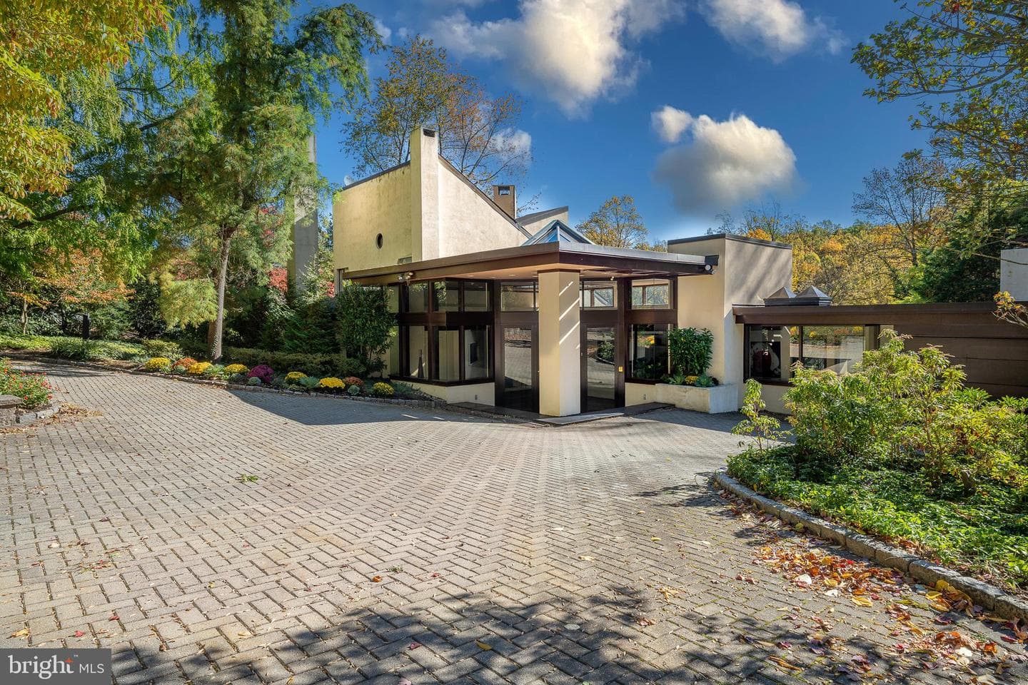 51 Crosby Brown Road photo 3