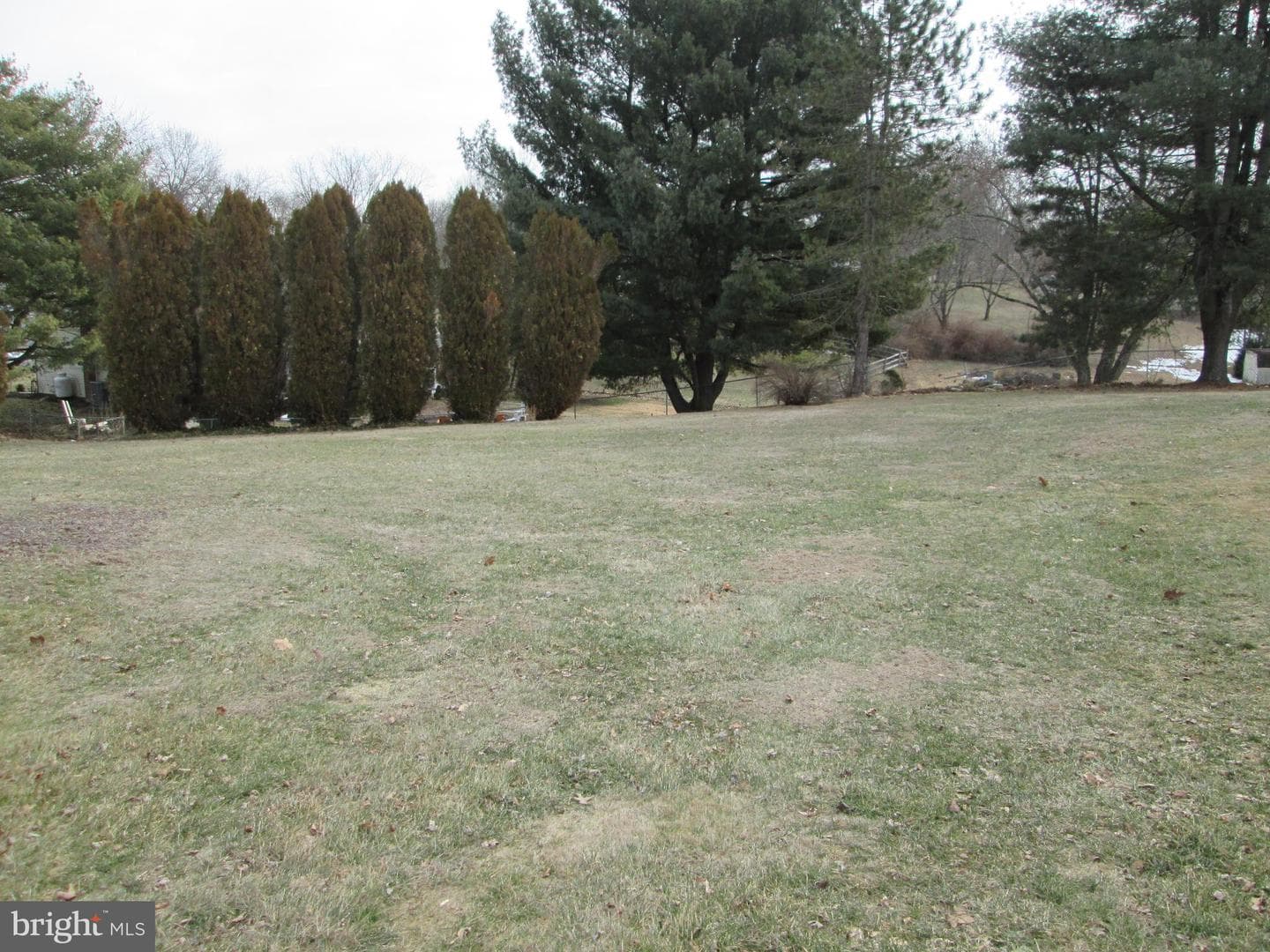 530 Gilbertsville Road photo 5