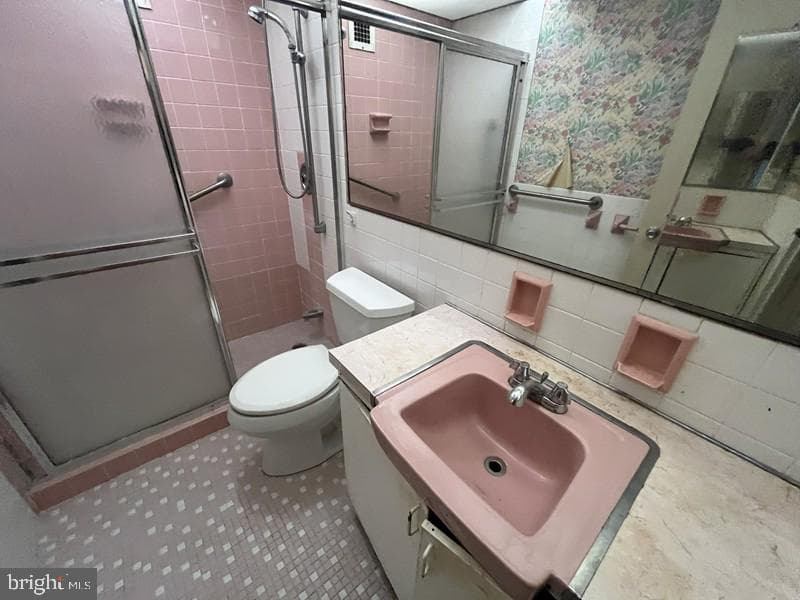 1001 City Avenue #E-404 photo 12