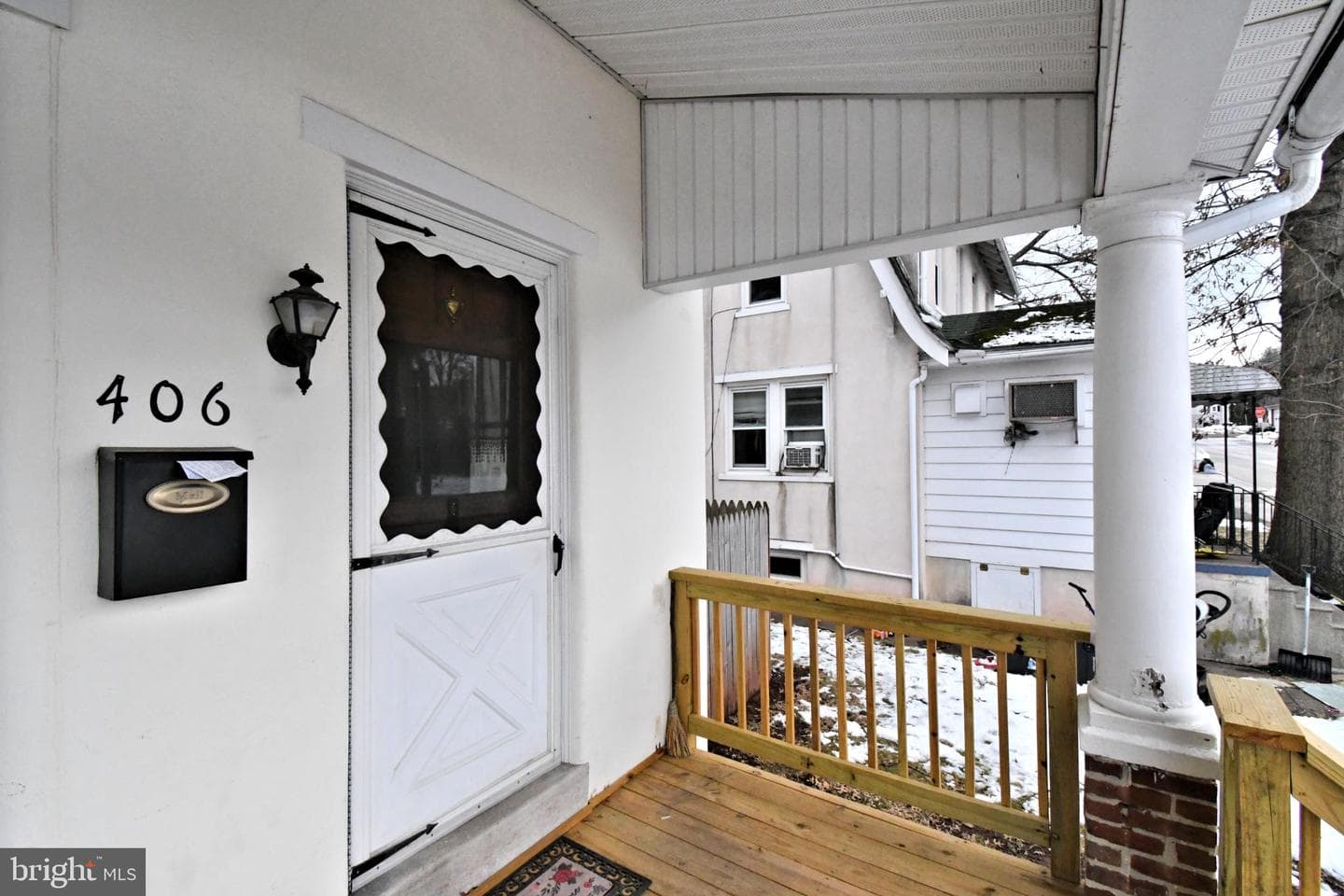 406 S 3rd Avenue photo 4