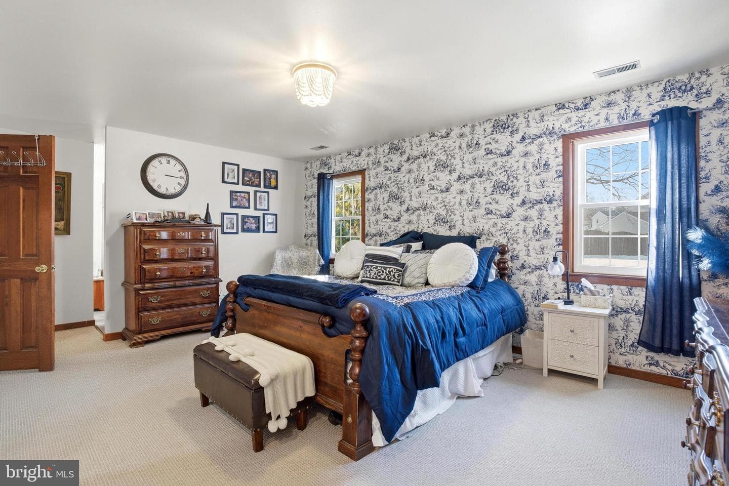 364 Thatcher Circle photo 16