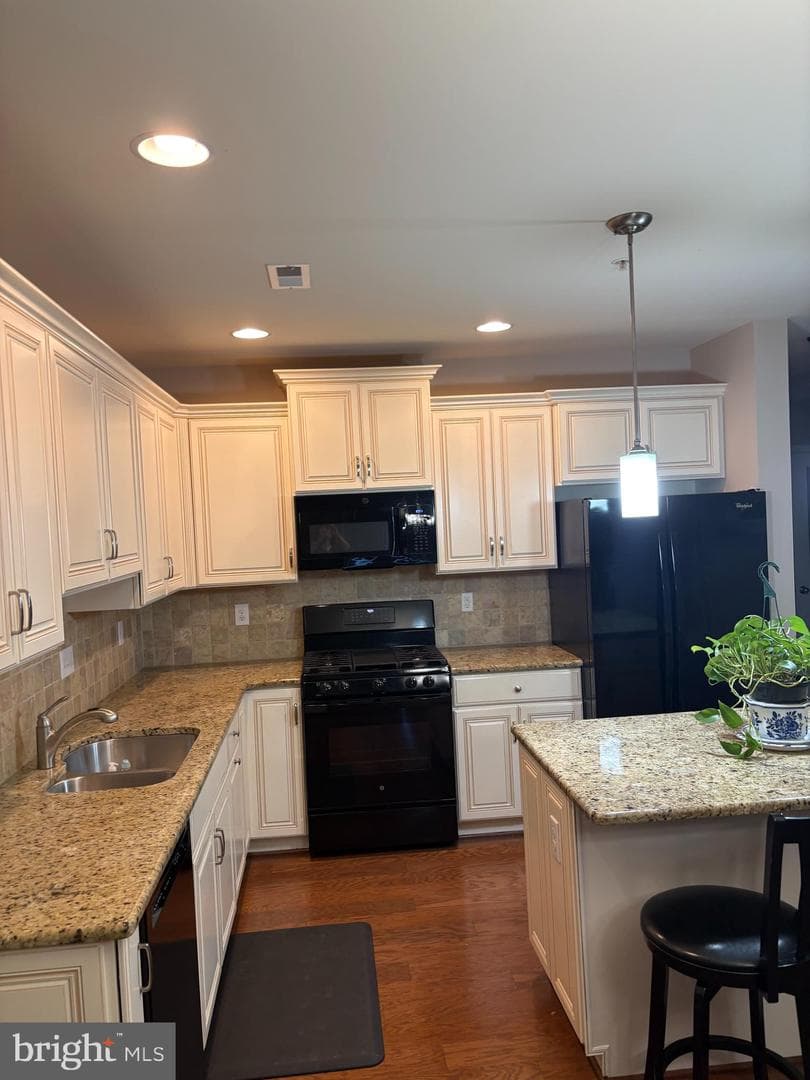 121 Bradbury Drive #b photo 5