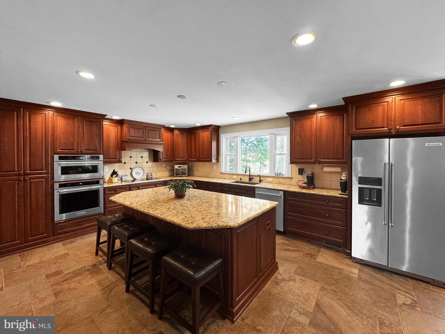 188 Freeland Drive photo 11