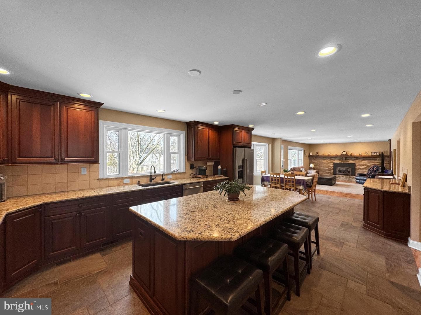 188 Freeland Drive photo 12