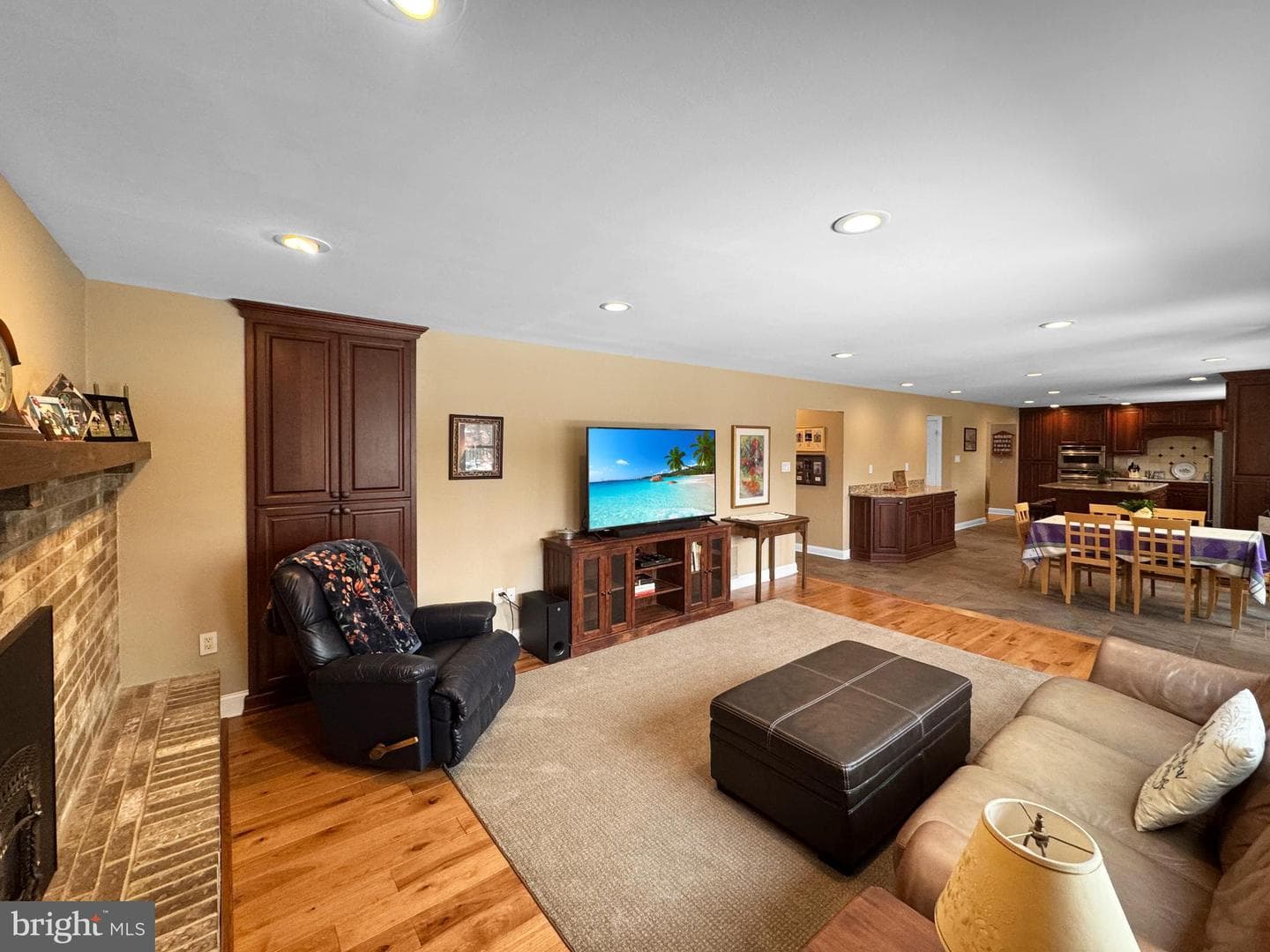 188 Freeland Drive photo 14