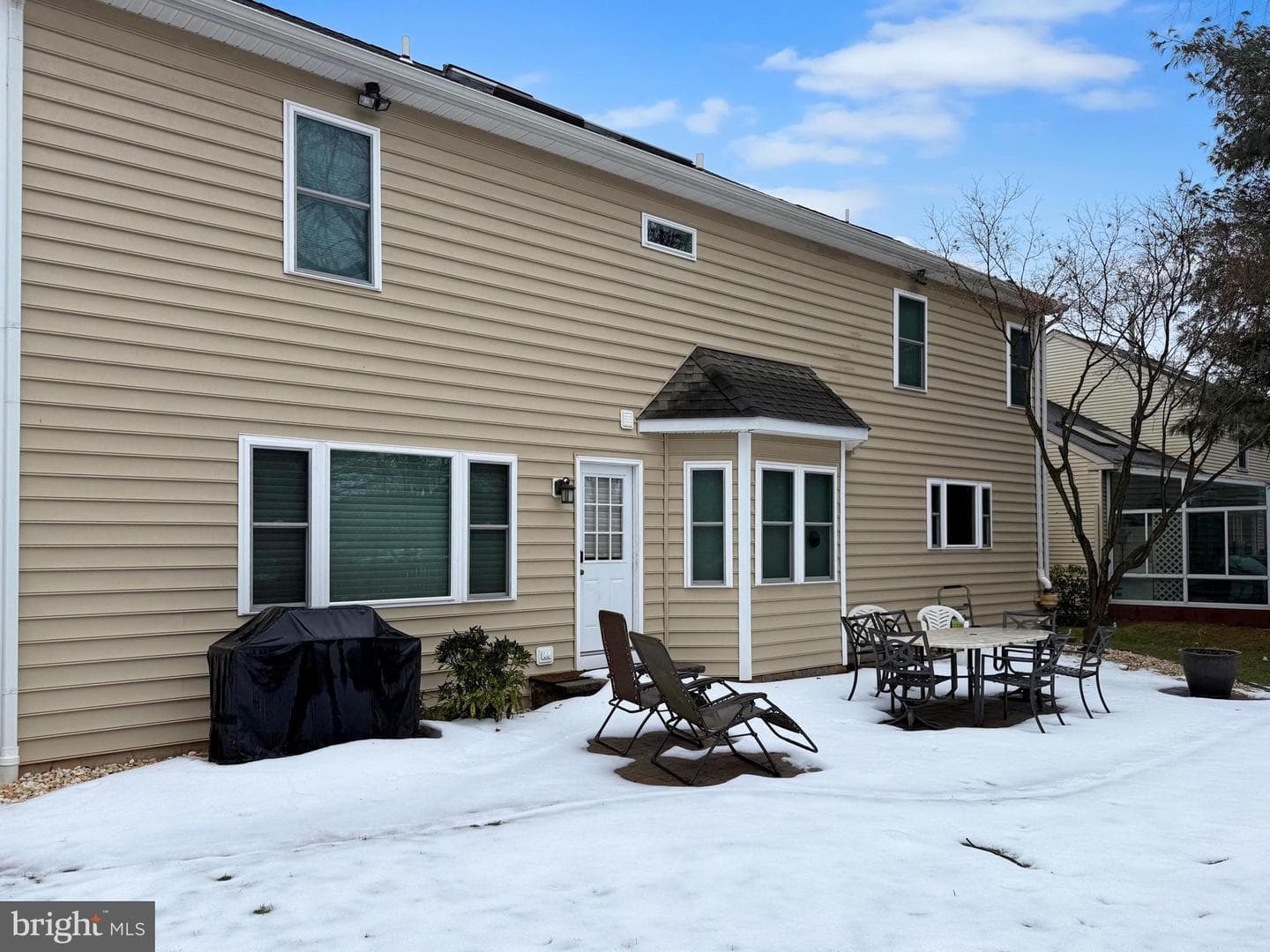 188 Freeland Drive photo 2
