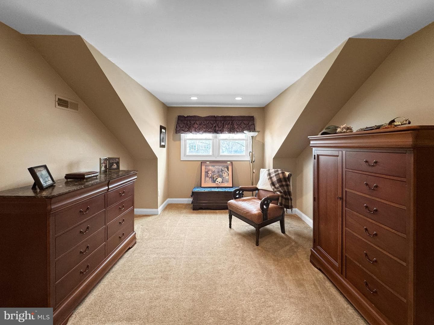 188 Freeland Drive photo 28