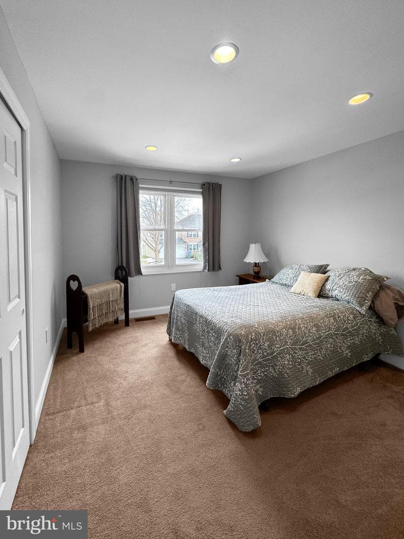188 Freeland Drive photo 33