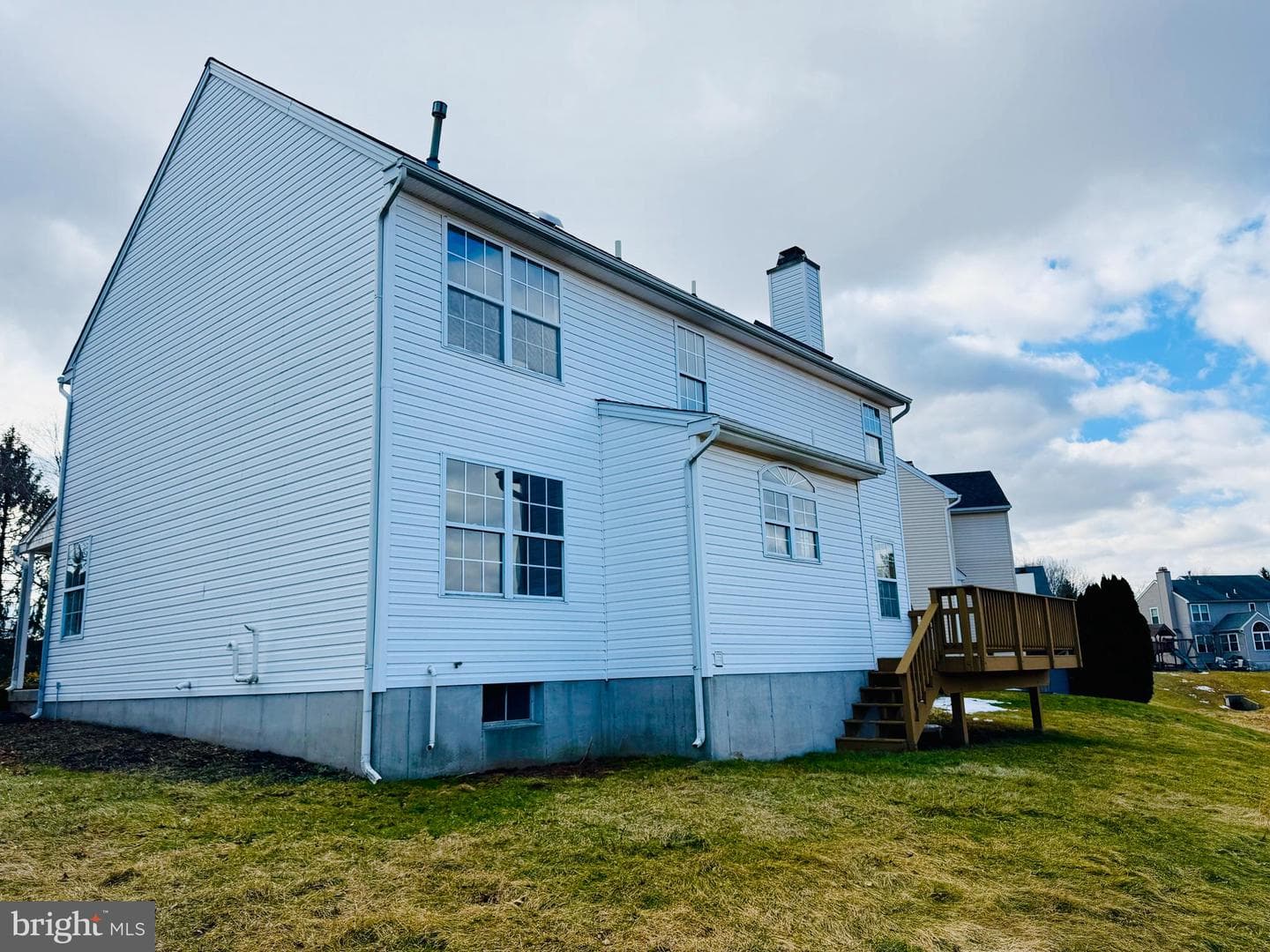 25 Castle Drive photo 4
