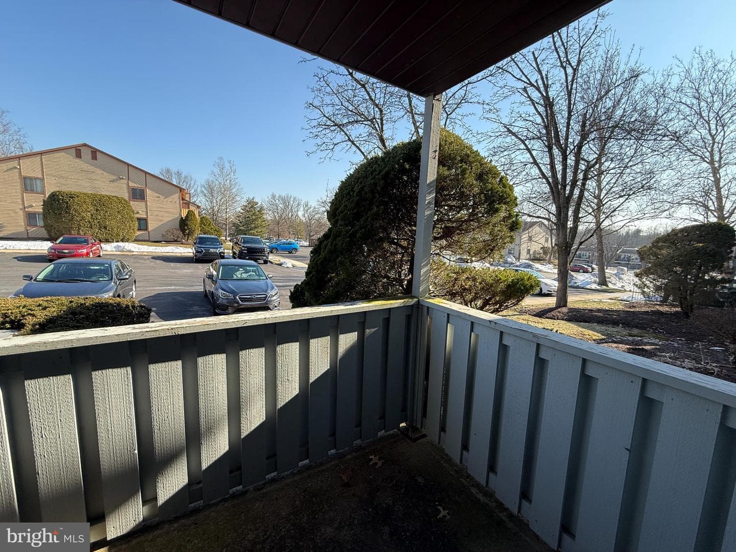 405 Hickory Court photo 11