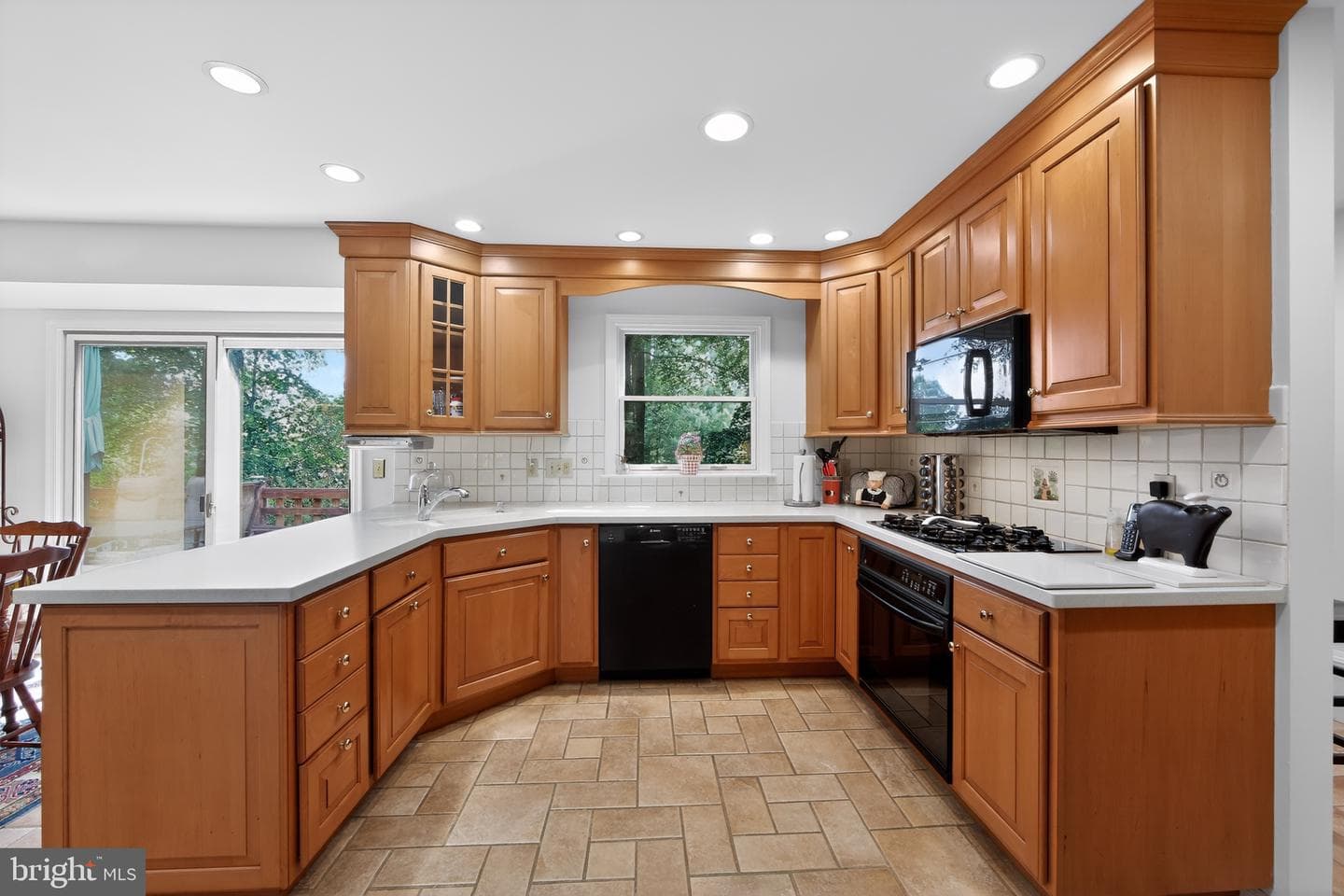 2119 County Line Road photo 9