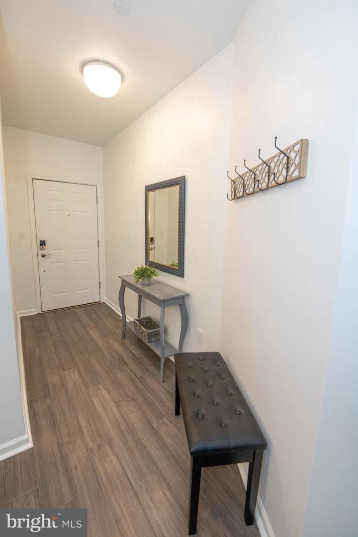 460 Carson Terrace photo 3