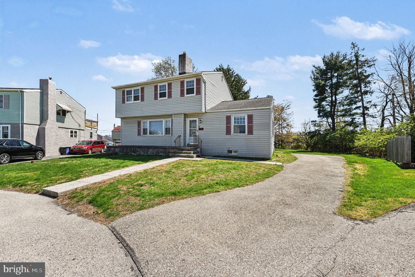 1701 Harmon Road photo 2