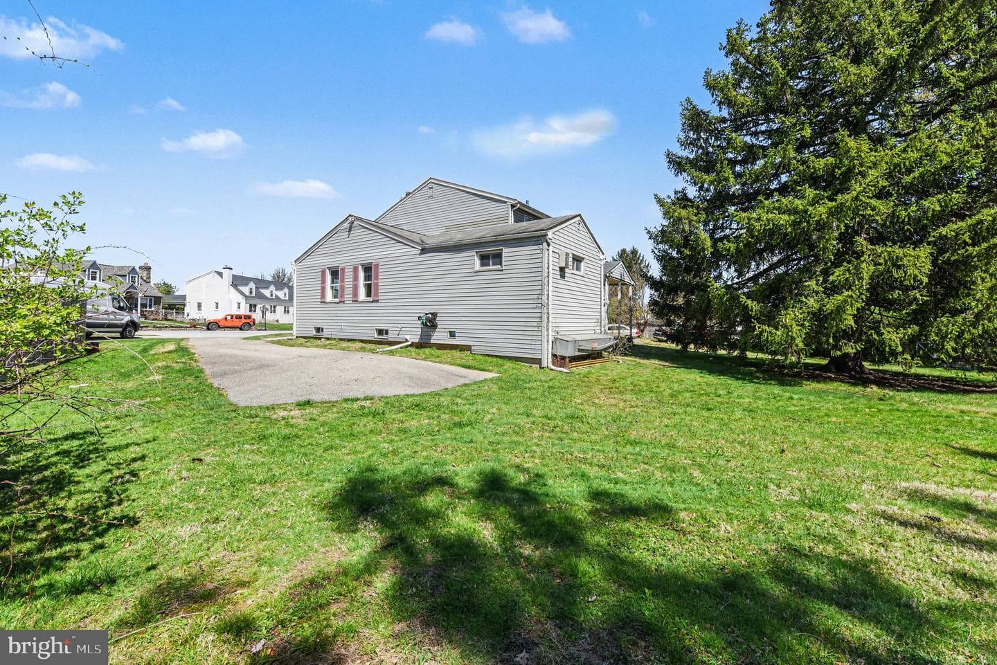 1701 Harmon Road photo 6