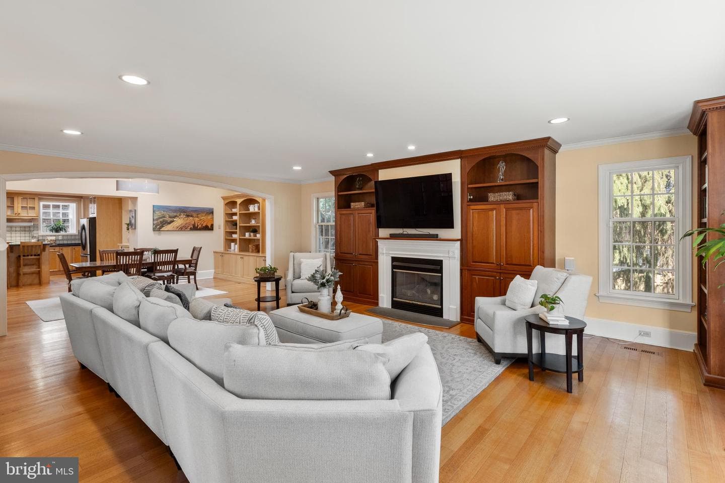 621 Pembroke Road photo 25