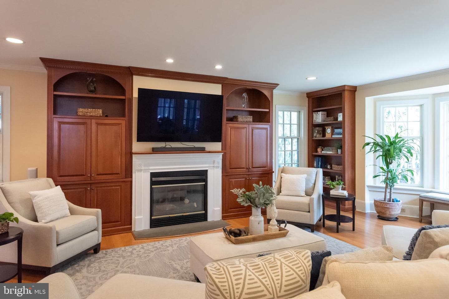 621 Pembroke Road photo 27