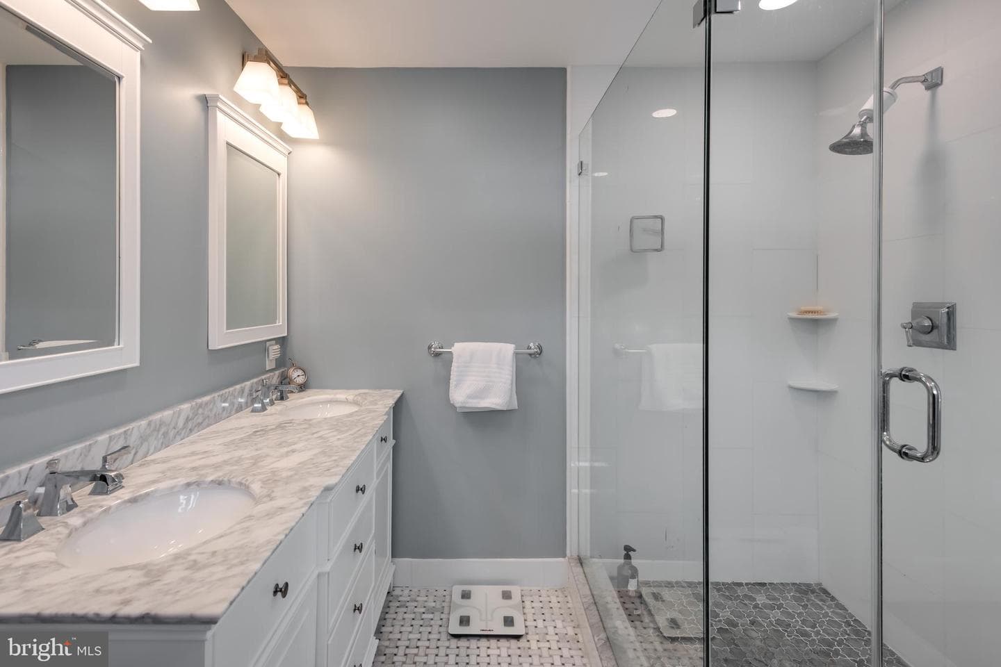 621 Pembroke Road photo 33
