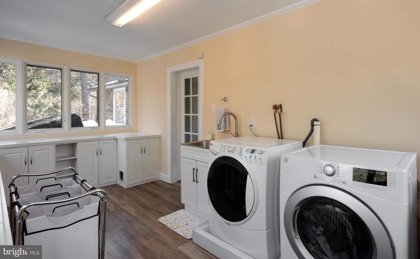 621 Pembroke Road photo 37
