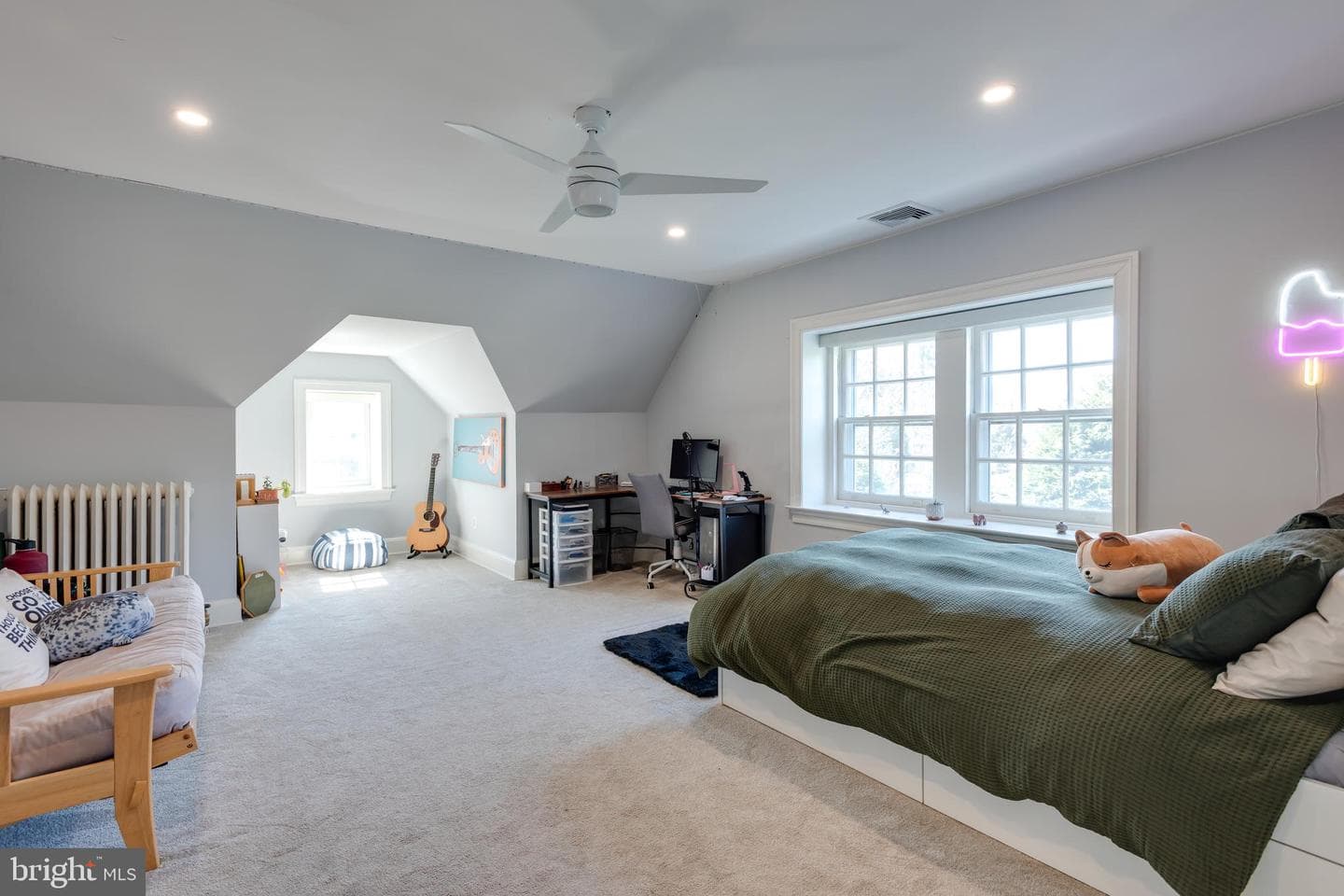 621 Pembroke Road photo 45