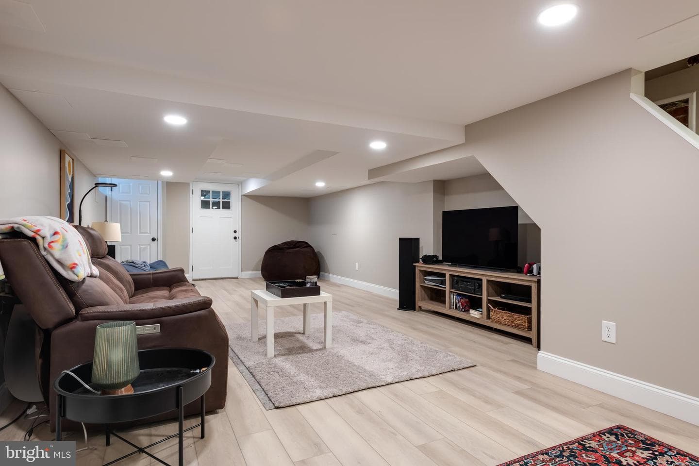 621 Pembroke Road photo 52