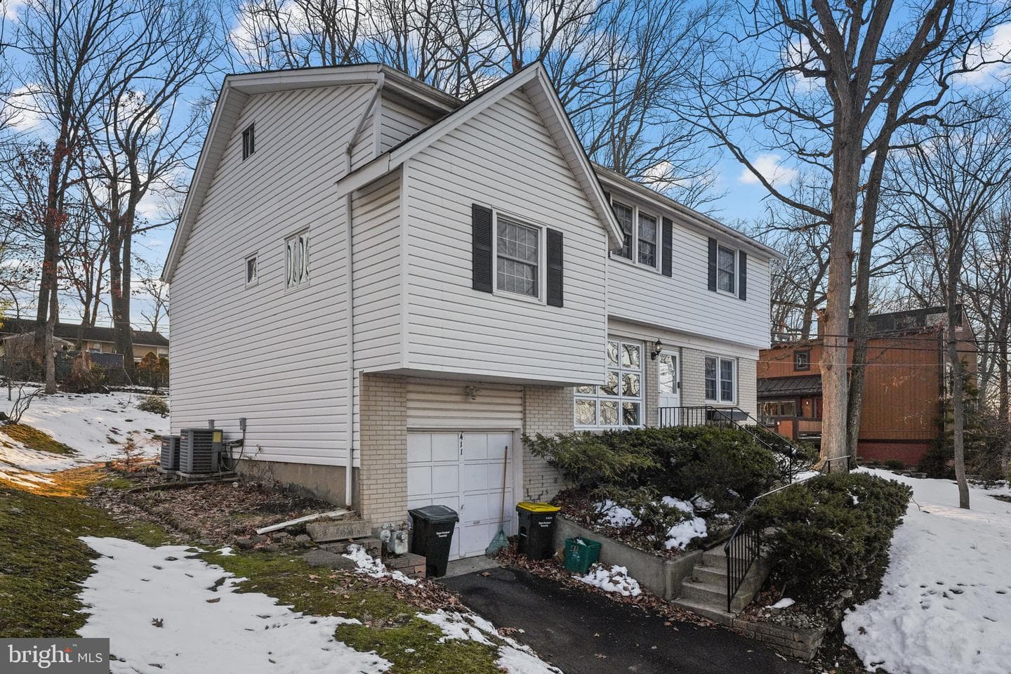 411 Greyhorse Road photo 3