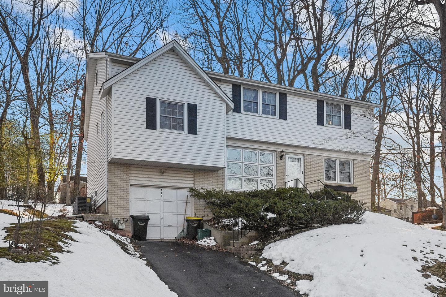 411 Greyhorse Road photo 4