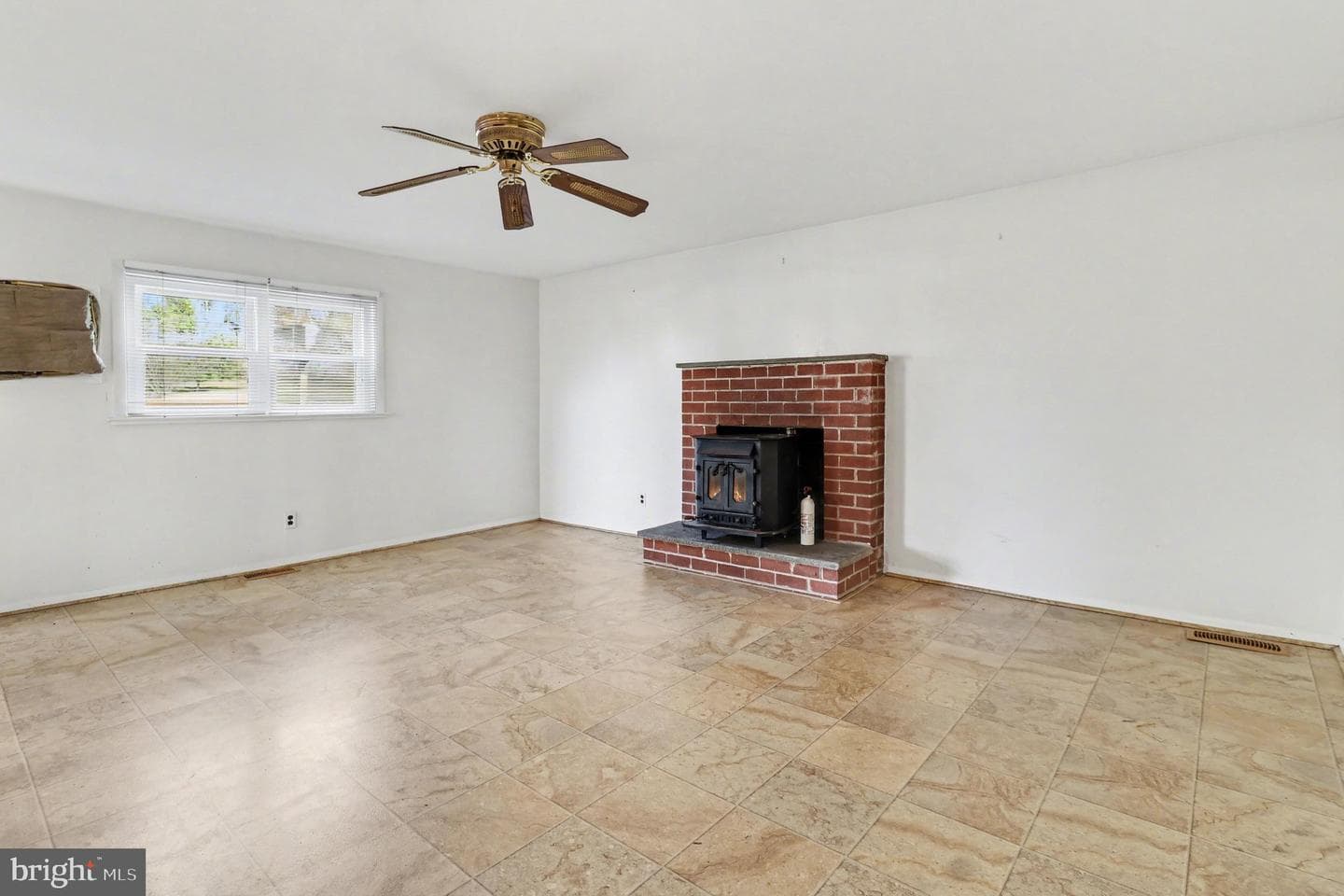 3219 E Hayes Road photo 11
