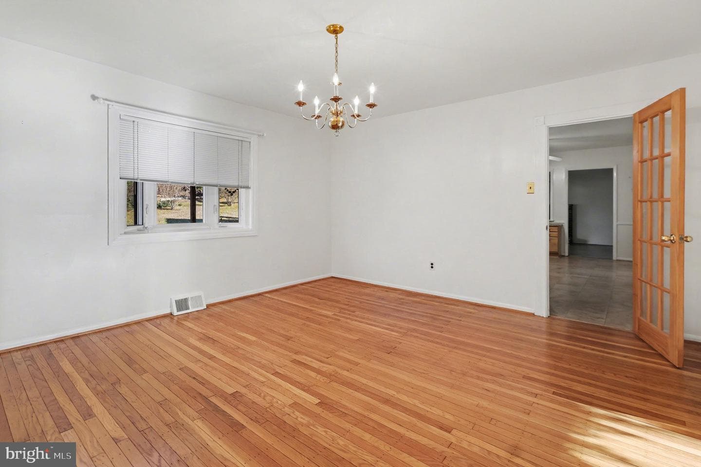 3219 E Hayes Road photo 15