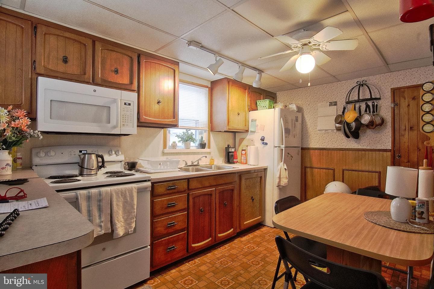 220 Wilson Street photo 5