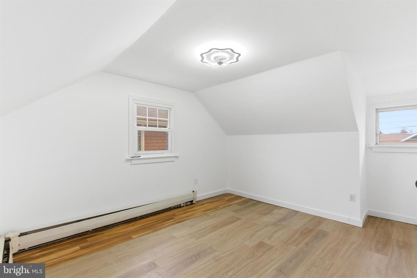104 Montgomery Avenue photo 18