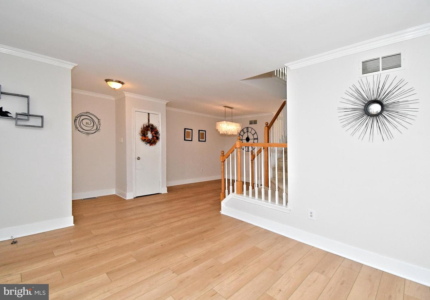106 Yorkshire Way photo 8