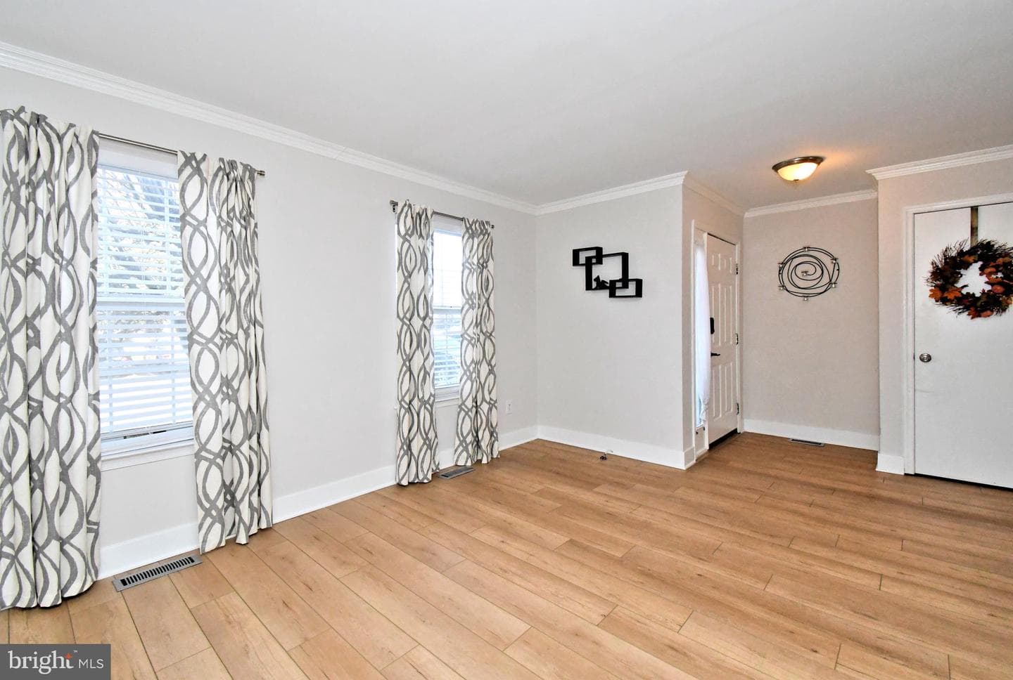 106 Yorkshire Way photo 9