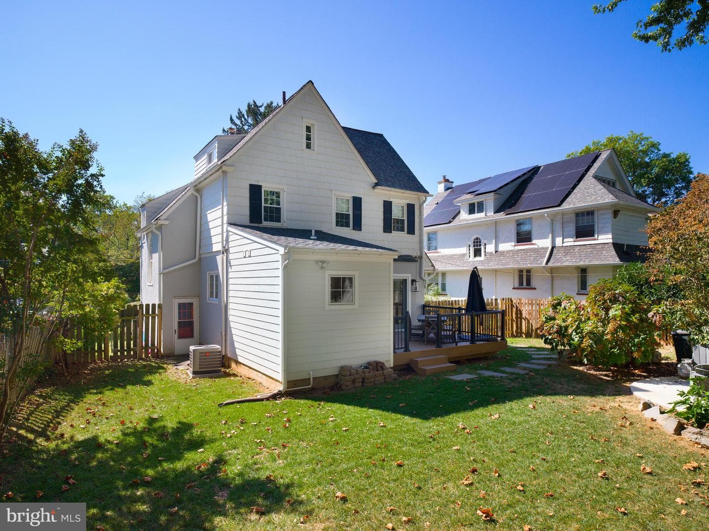 11 Shirley Road photo 38