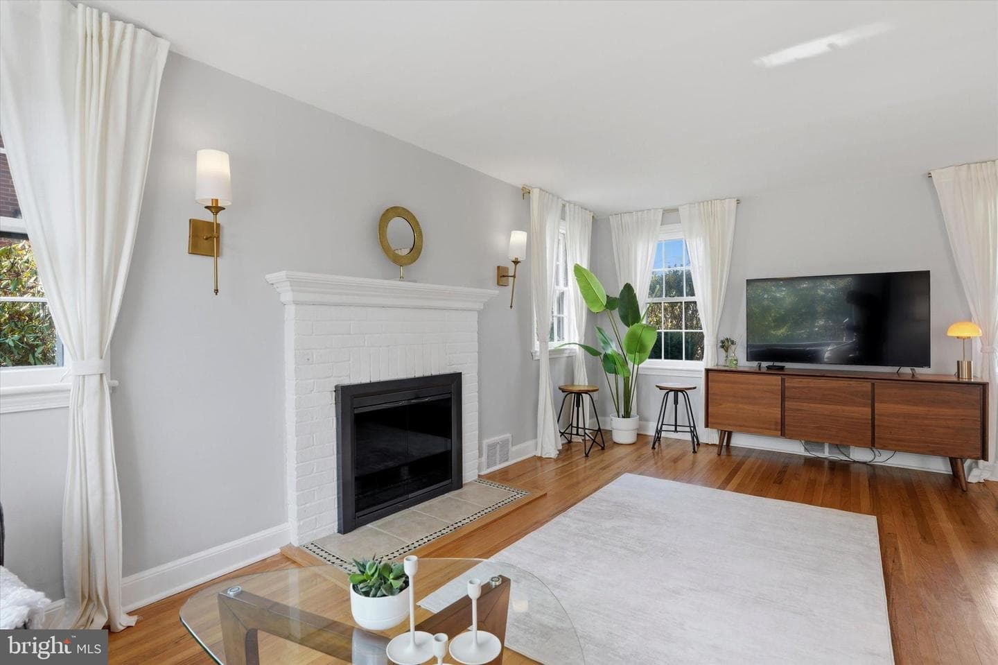 514 Kingston Road photo 10