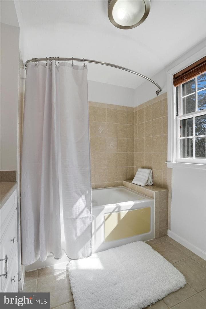 514 Kingston Road photo 29