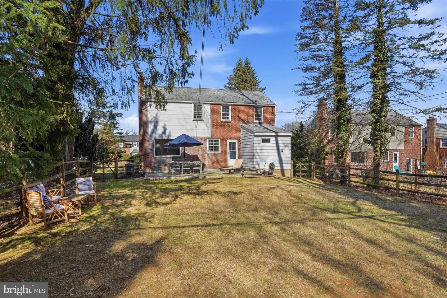 514 Kingston Road photo 34