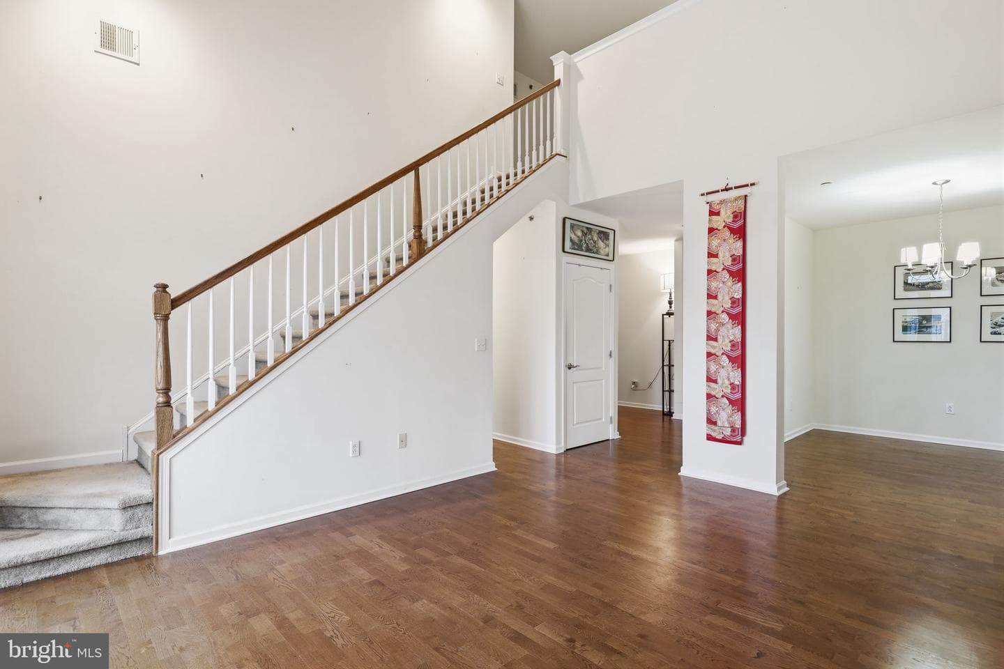 556 Carson Terrace photo 8