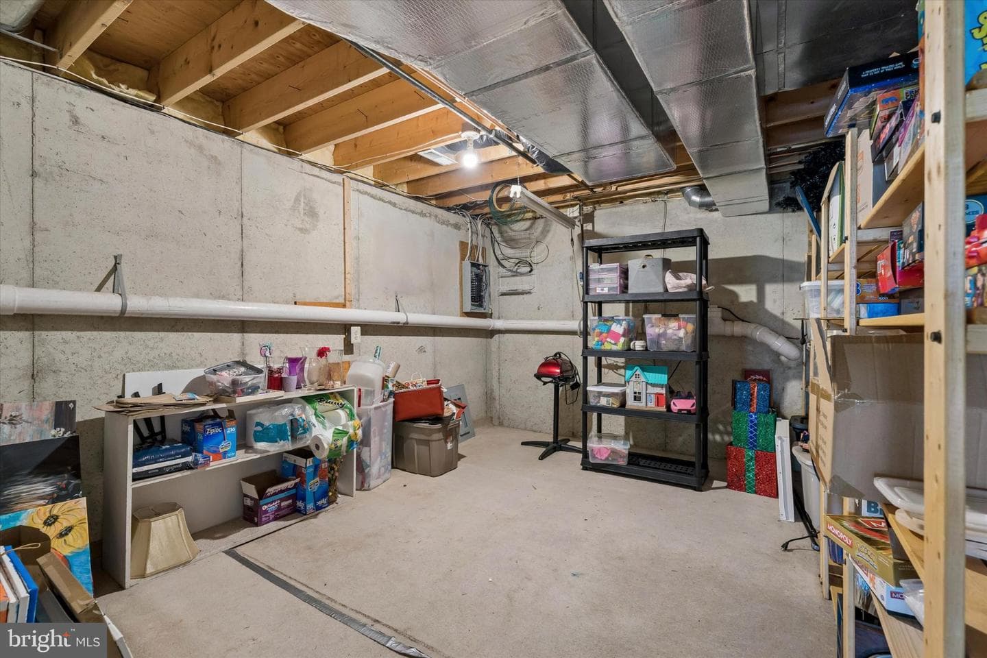 636 Chadbourne Court photo 33