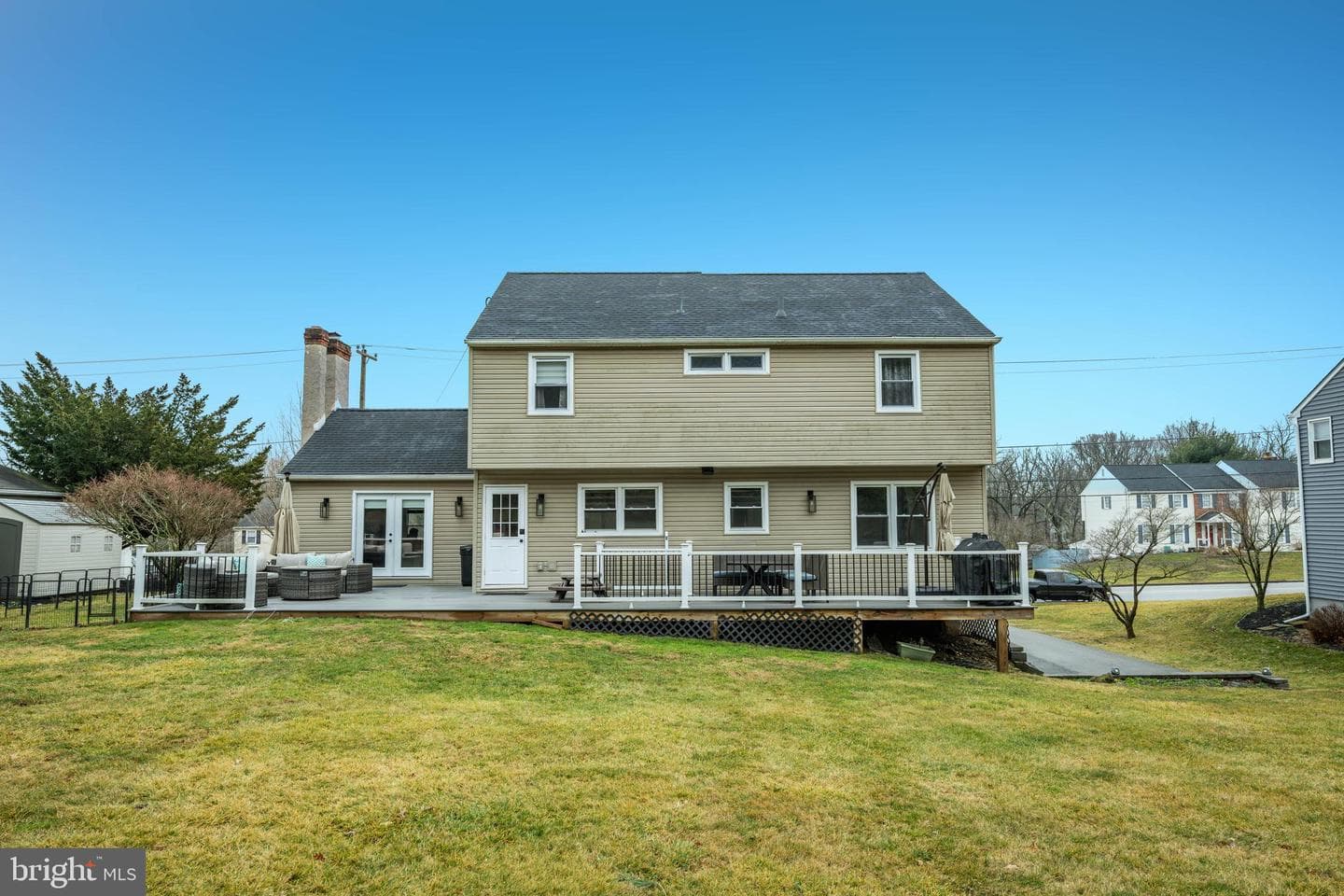 683 Sunnyside Avenue photo 33