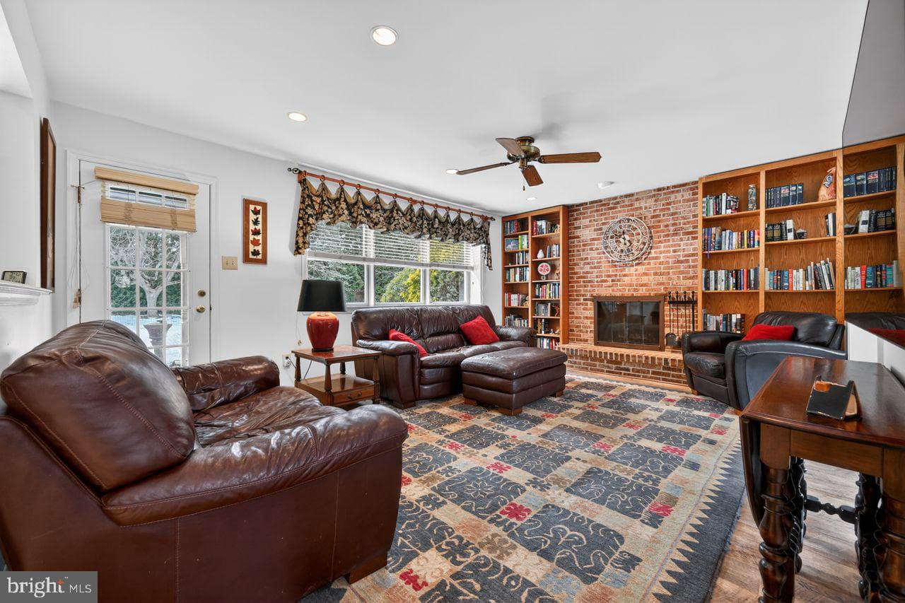 28 Timber Road photo 10