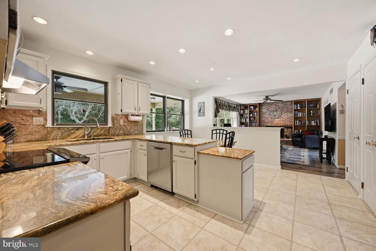 28 Timber Road photo 16