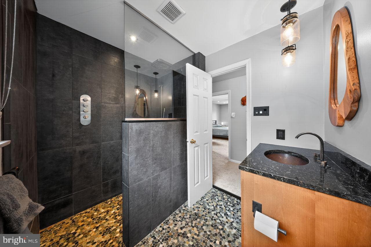 28 Timber Road photo 31