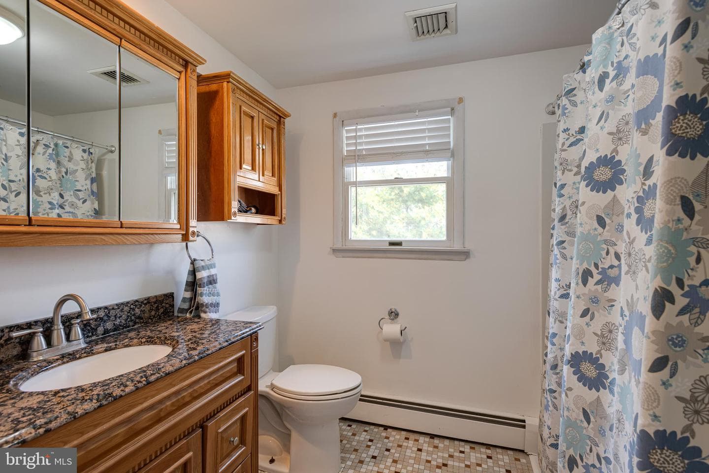 735 Champlain Drive photo 25