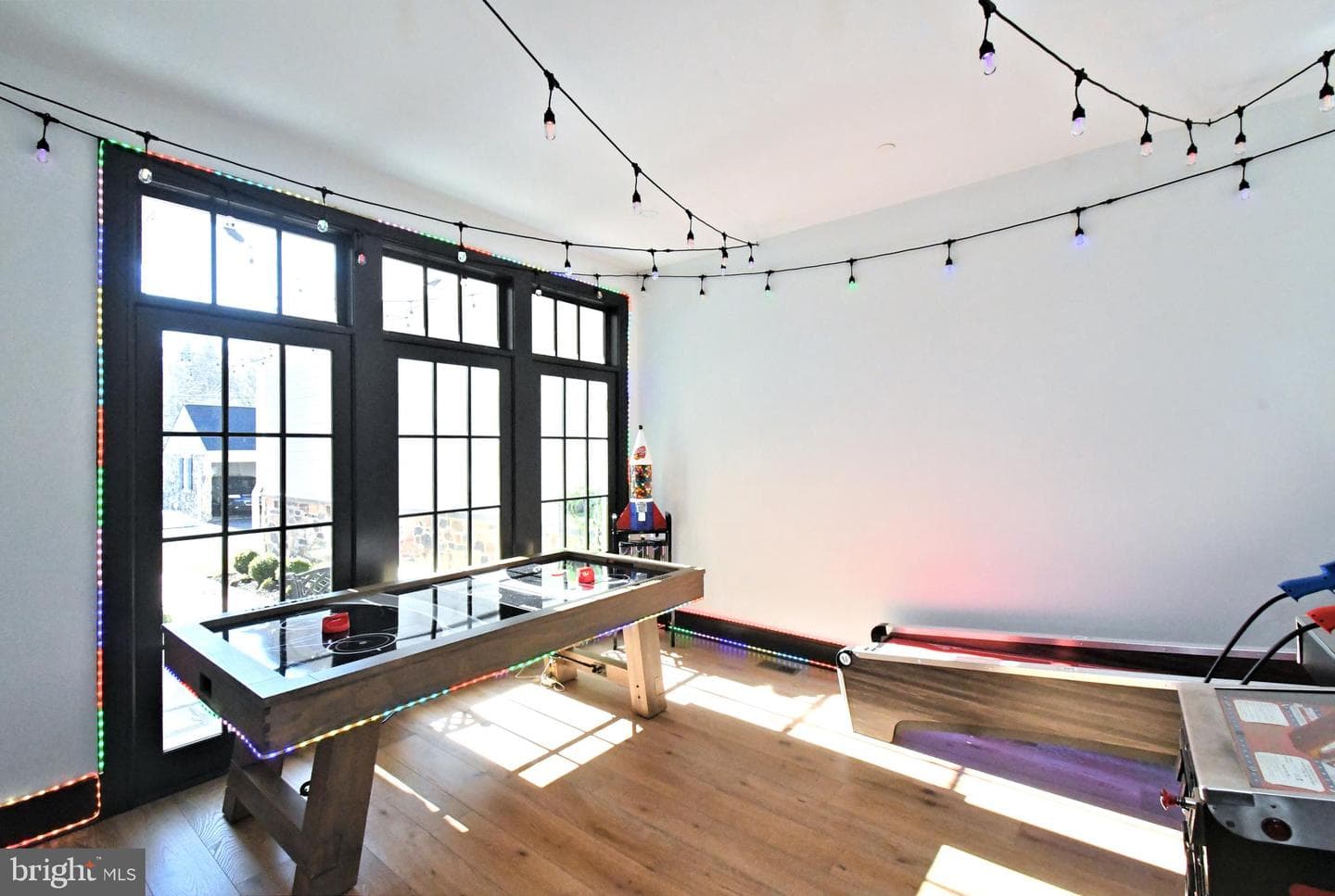10 Richards Way photo 7