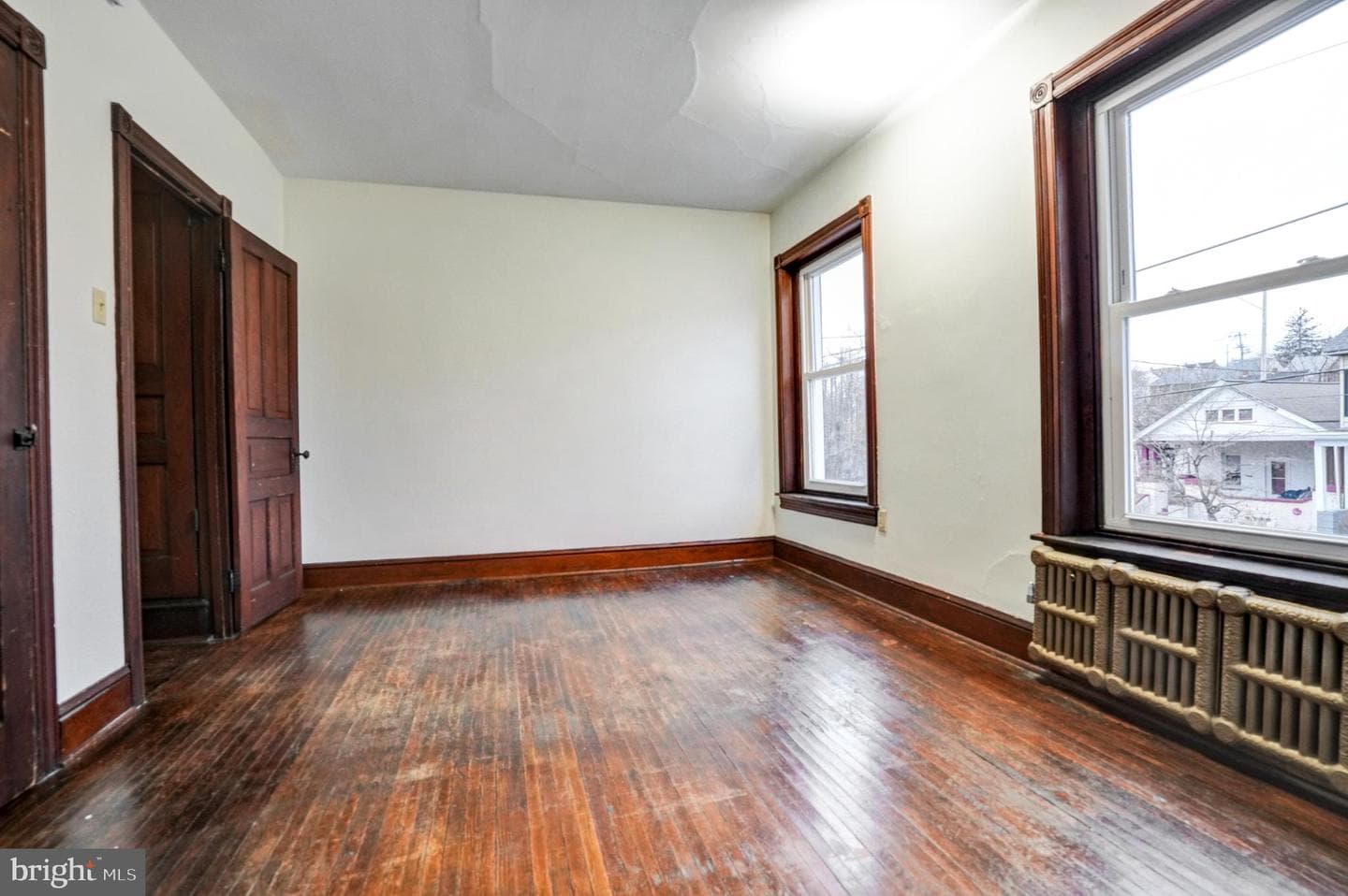 642 Walnut Street photo 10