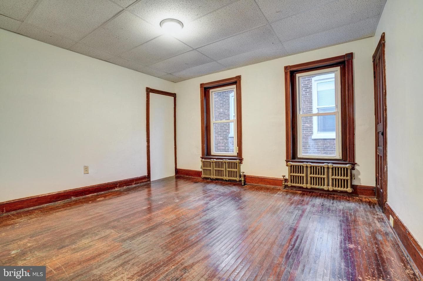 642 Walnut Street photo 13