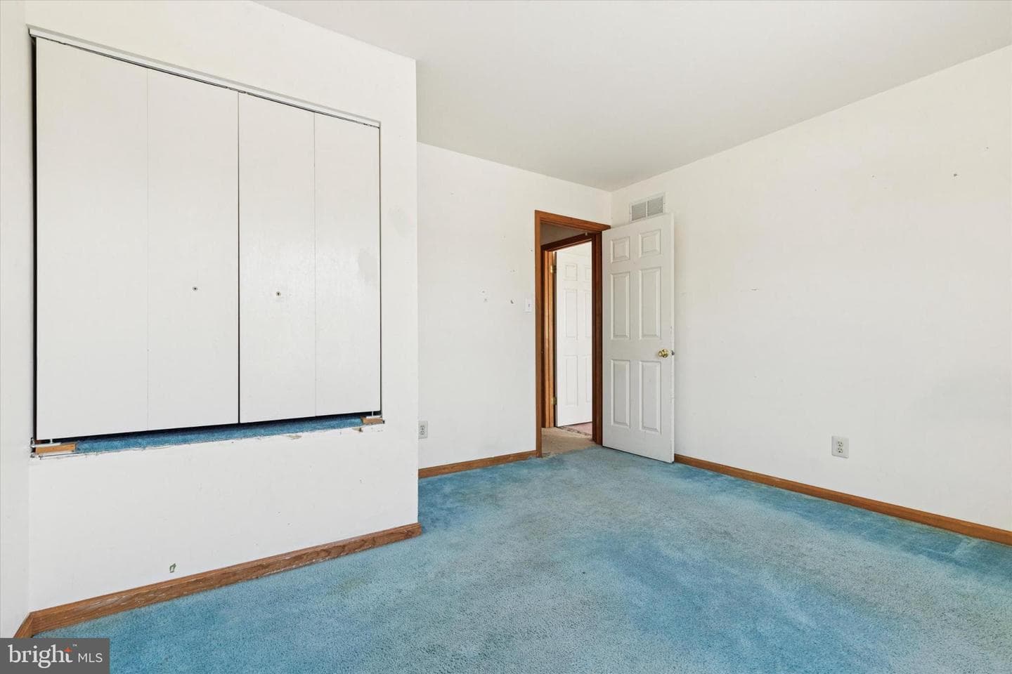 111 Clayton Court photo 22